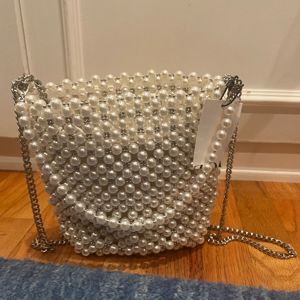 Pearl purse